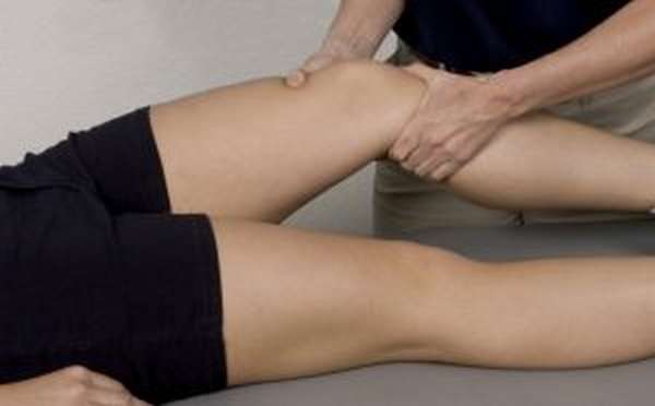 Лечебный массаж при ушибе ноги